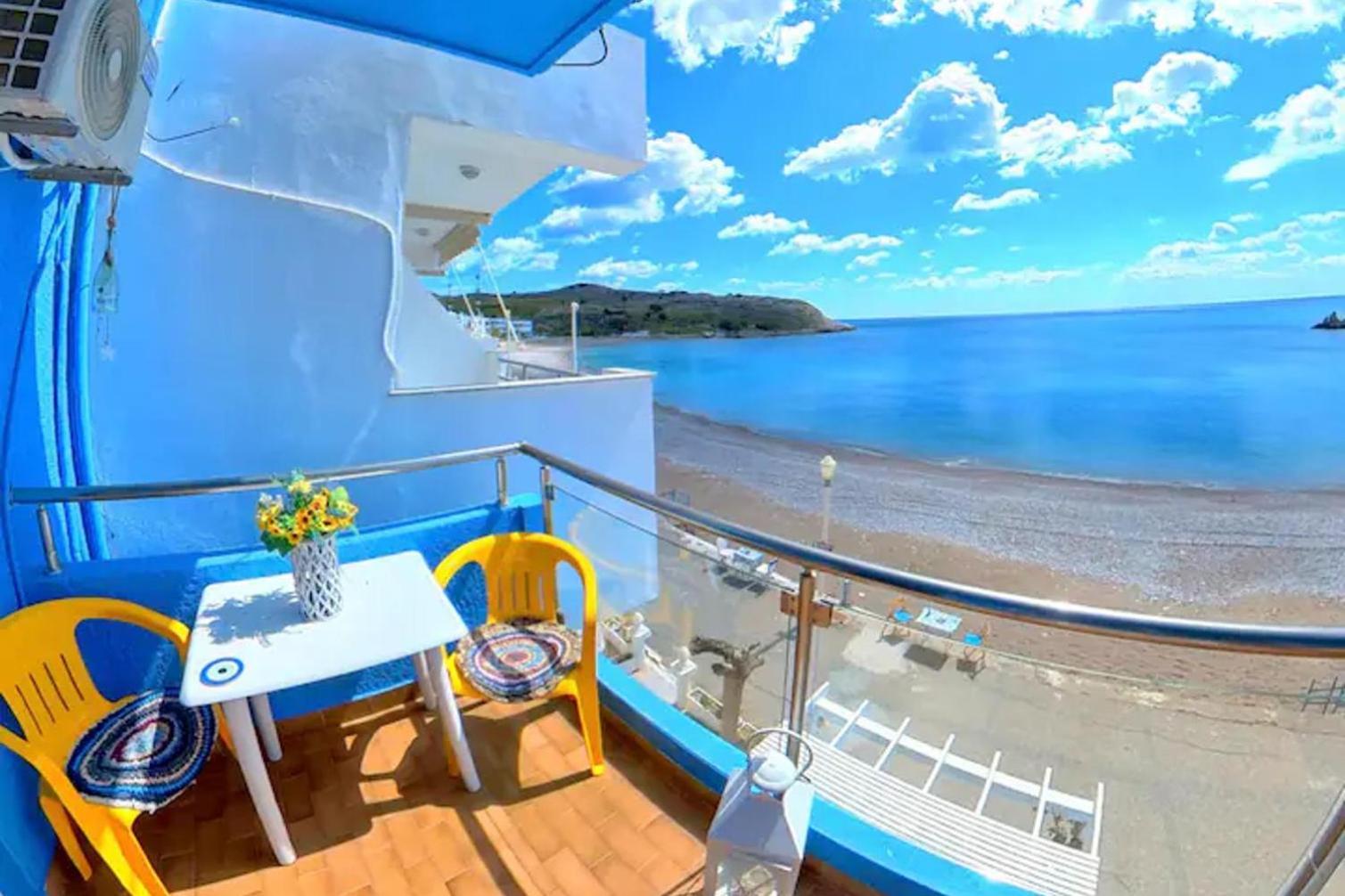 Leilighet Blue House - Sleeps 4 & Balcony Haraki